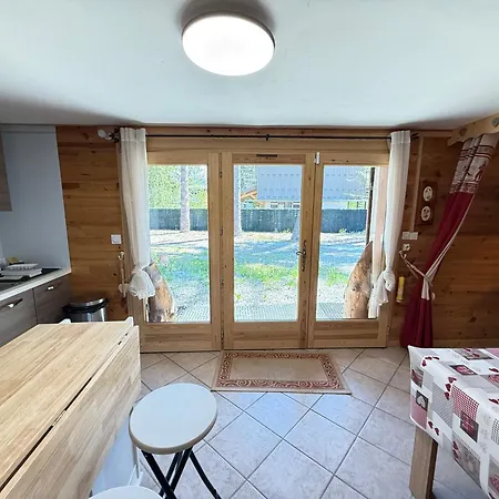 Dans Avec Jardin Apartment Barcelonnette